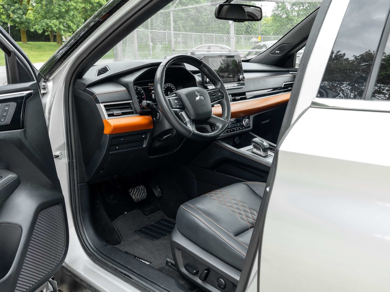 2024 Mitsubishi Outlander GT Premium S-AWC CPO FINANCE RATES FOR 0.90%-6