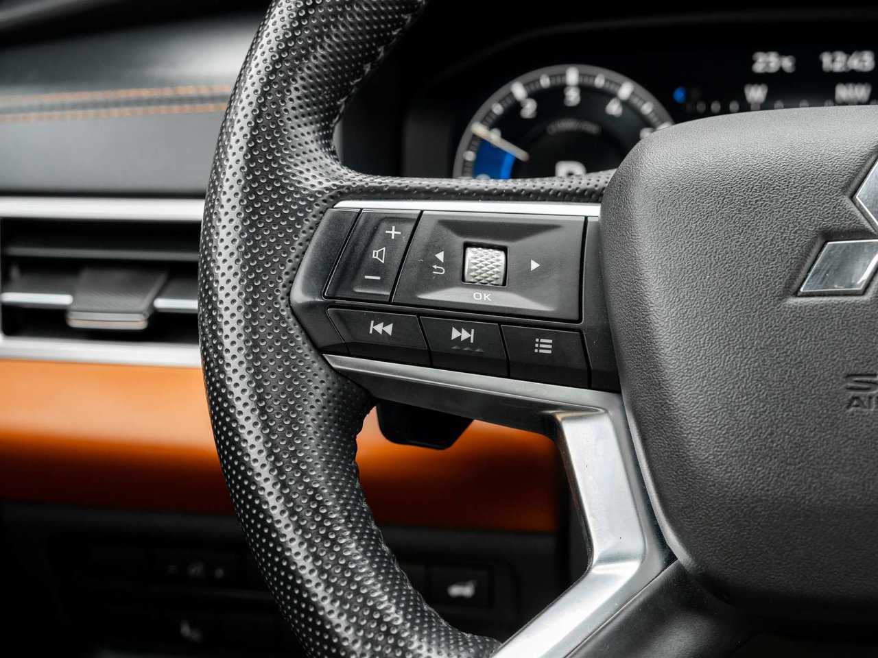 2024 Mitsubishi Outlander GT Premium S-AWC CPO FINANCE RATES FOR 0.90%-8