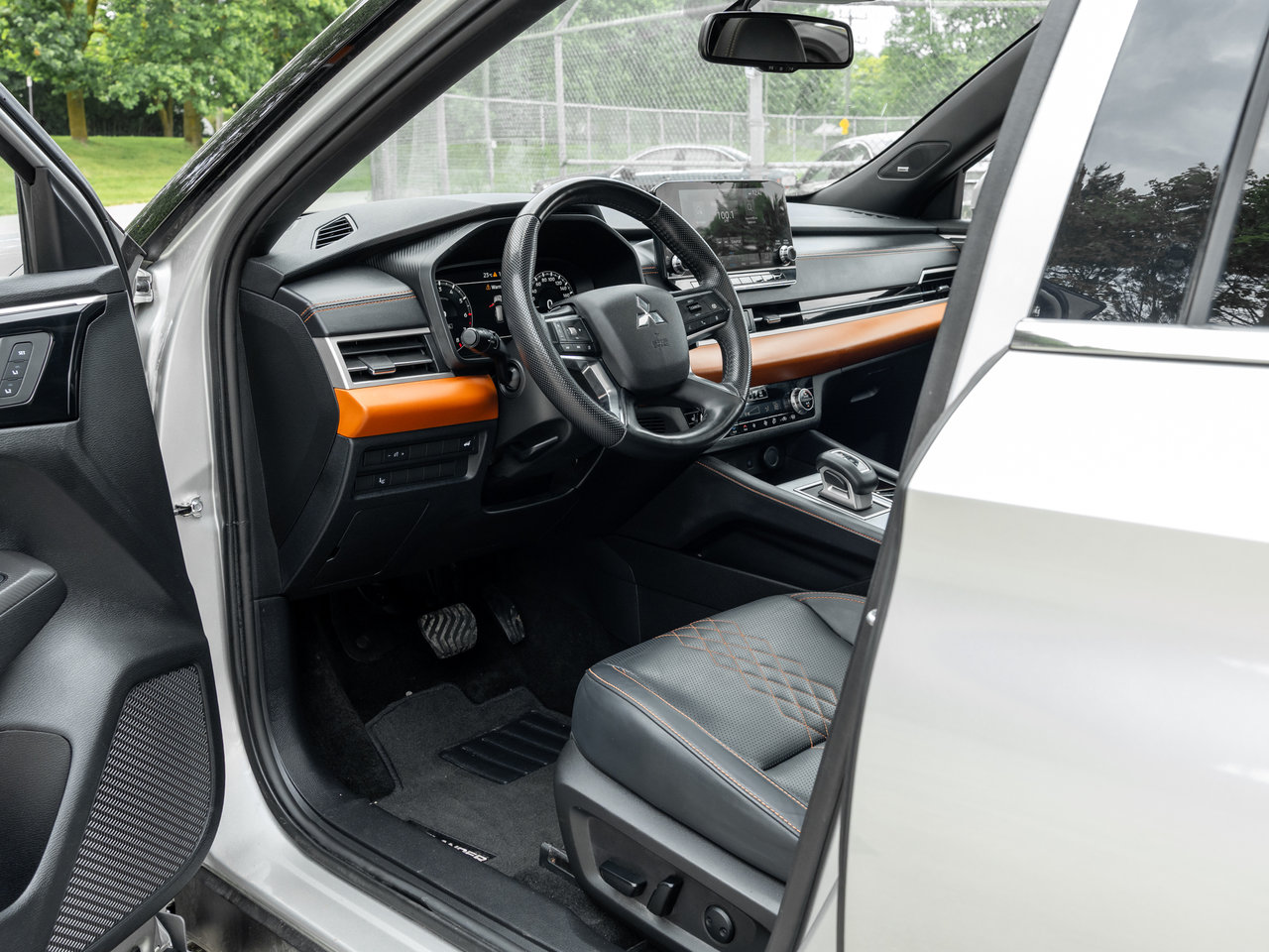 2024 Mitsubishi Outlander GT Premium S-AWC CPO FINANCE RATES FOR 0.90%-6