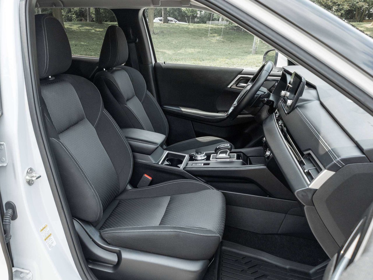 Mitsubishi Outlander SE S-AWC CPO FINANCE RATES FOR AS LOW AS 0.90% 2024-16