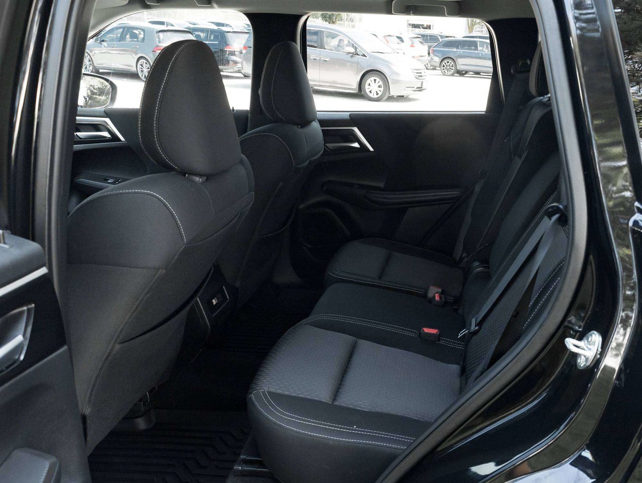 2024 Mitsubishi Outlander SE S-AWC CPO FINANCE RATES FOR AS LOW AS 0.90%-19
