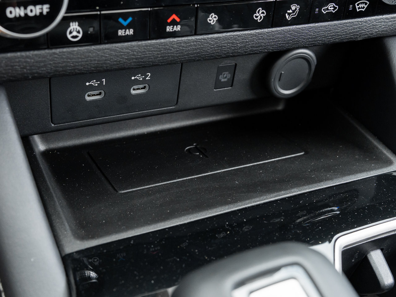2025 Mitsubishi Outlander GT S-AWC CPO FINANCE RATES FOR AS LOW AS 0.90%-21