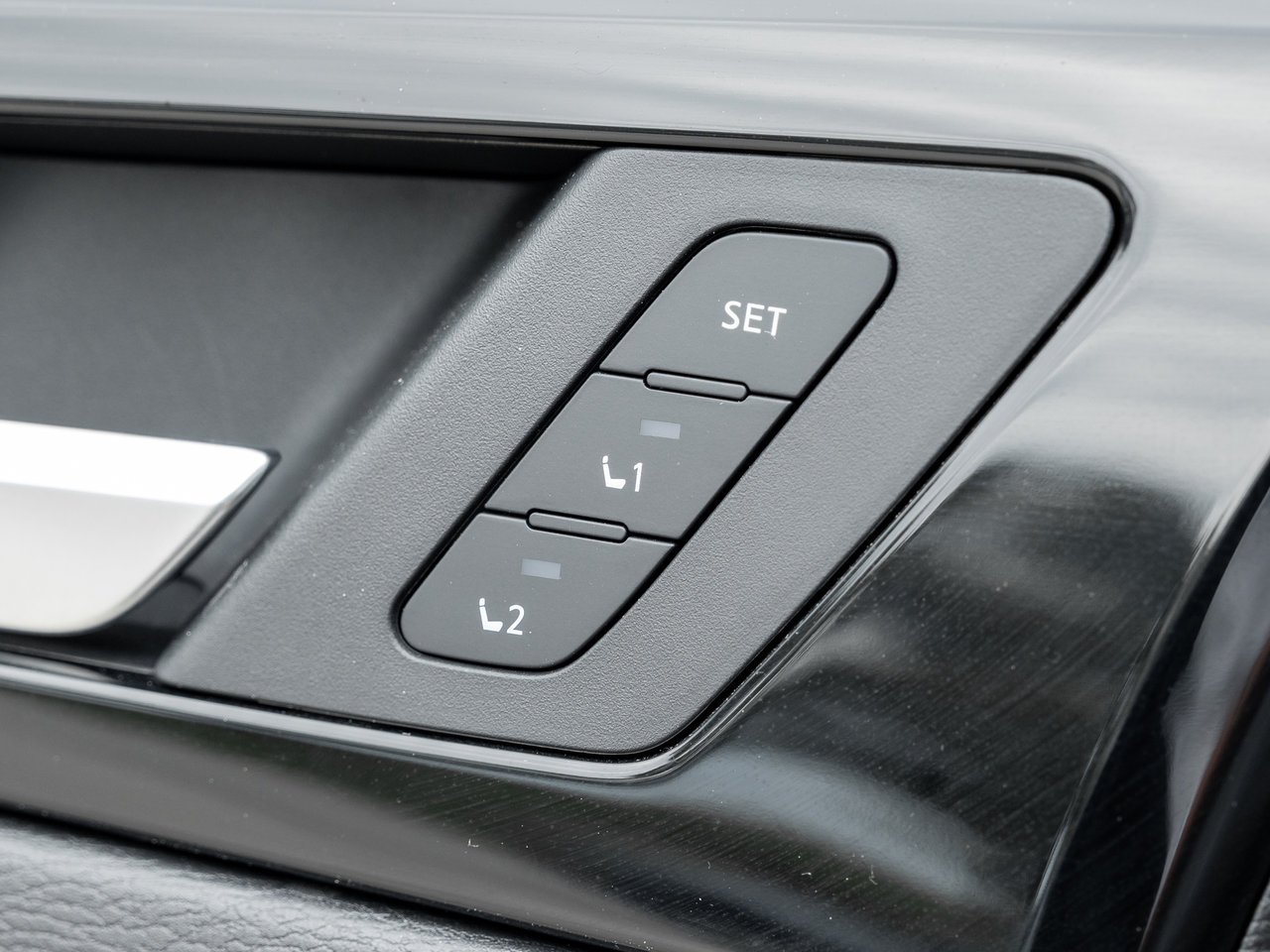 2025 Mitsubishi Outlander GT S-AWC CPO FINANCE RATES FOR AS LOW AS 0.90%-16
