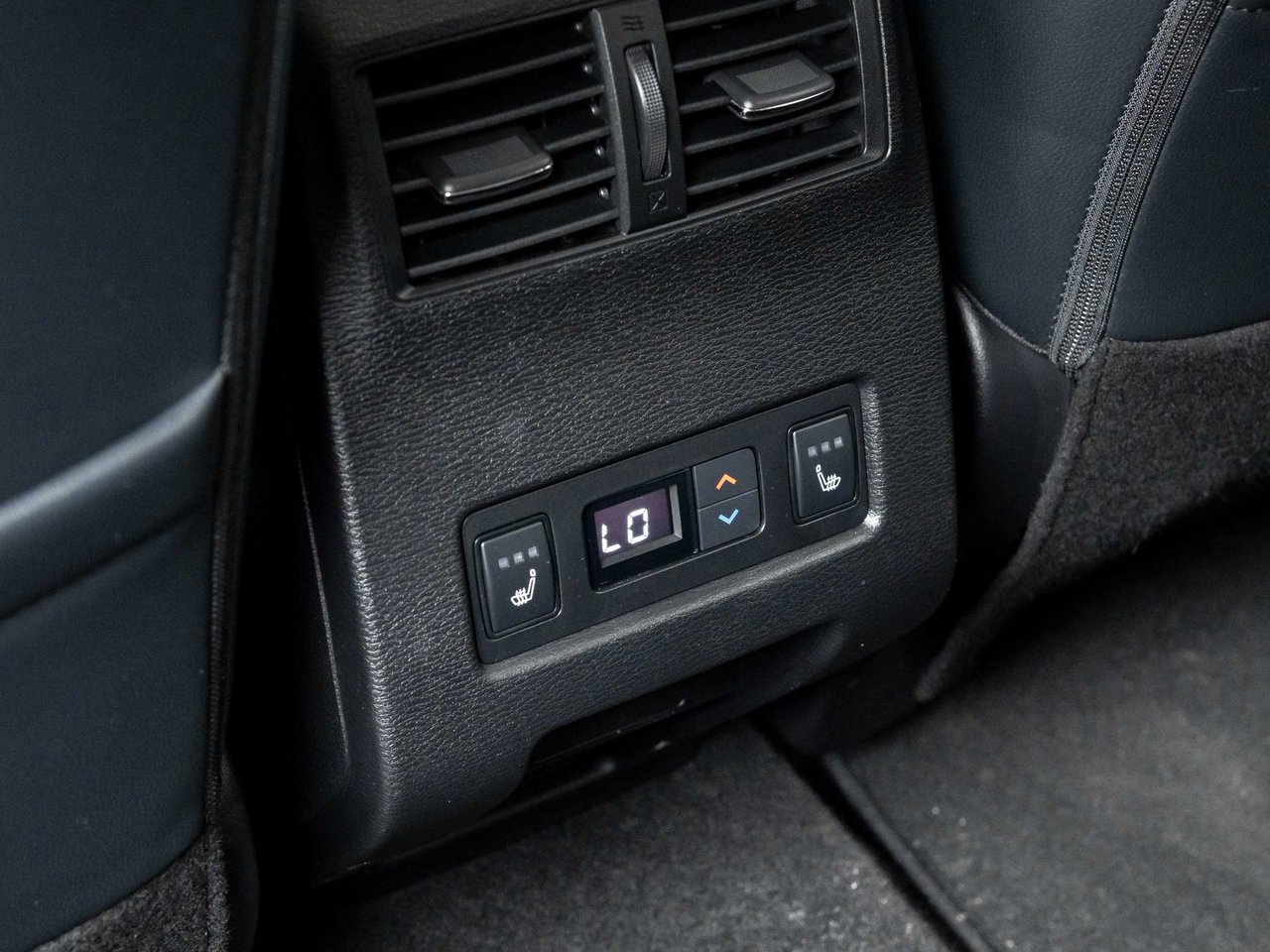 2025 Mitsubishi Outlander GT S-AWC CPO FINANCE RATES FOR AS LOW AS 0.90%-28