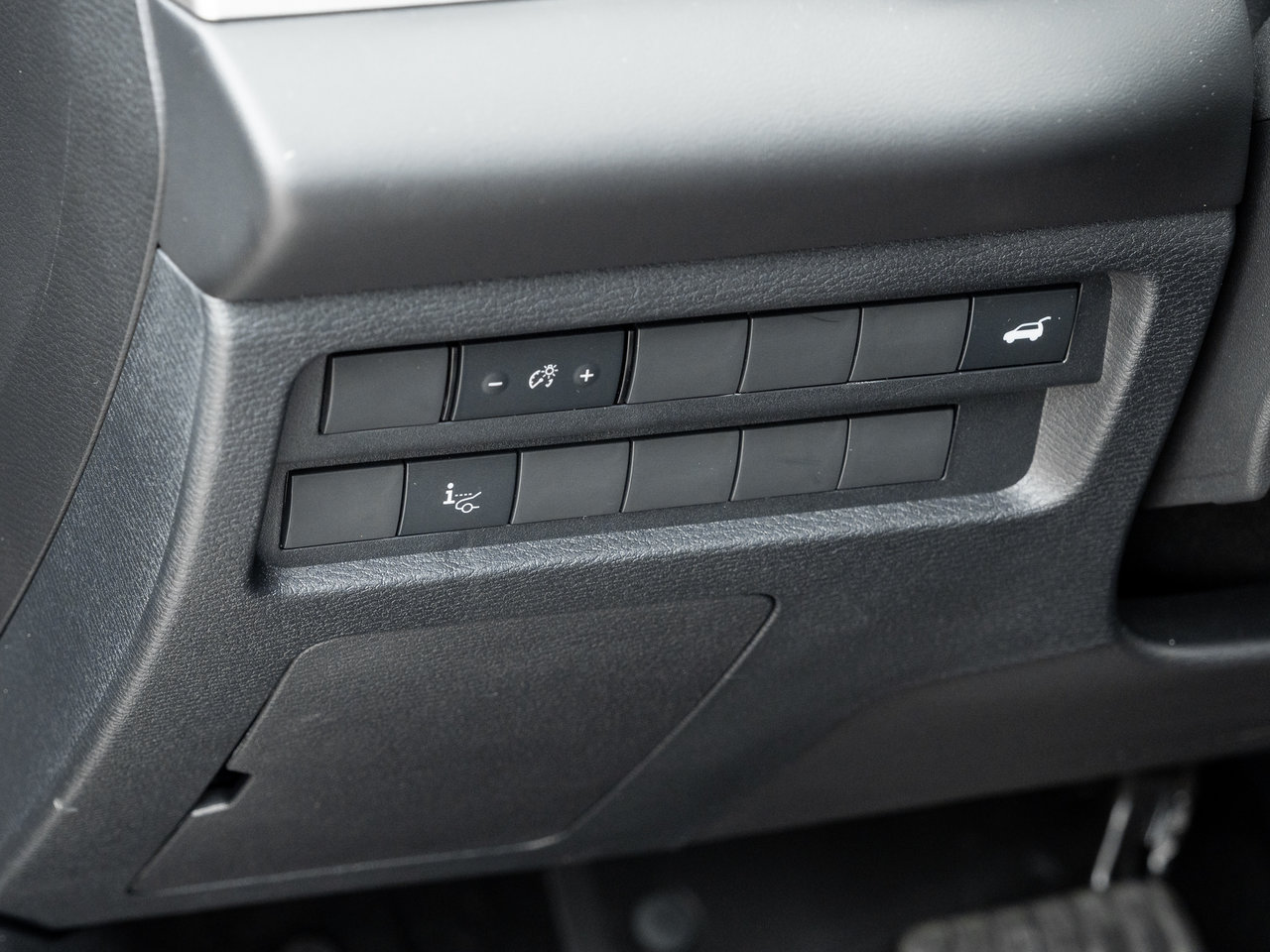 2025 Mitsubishi Outlander GT S-AWC CPO FINANCE RATES FOR AS LOW AS 0.90%-17