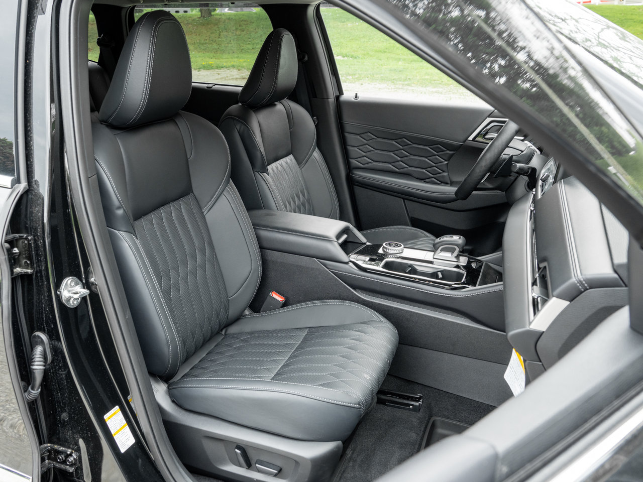 2025 Mitsubishi Outlander GT S-AWC CPO FINANCE RATES FOR AS LOW AS 0.90%-25
