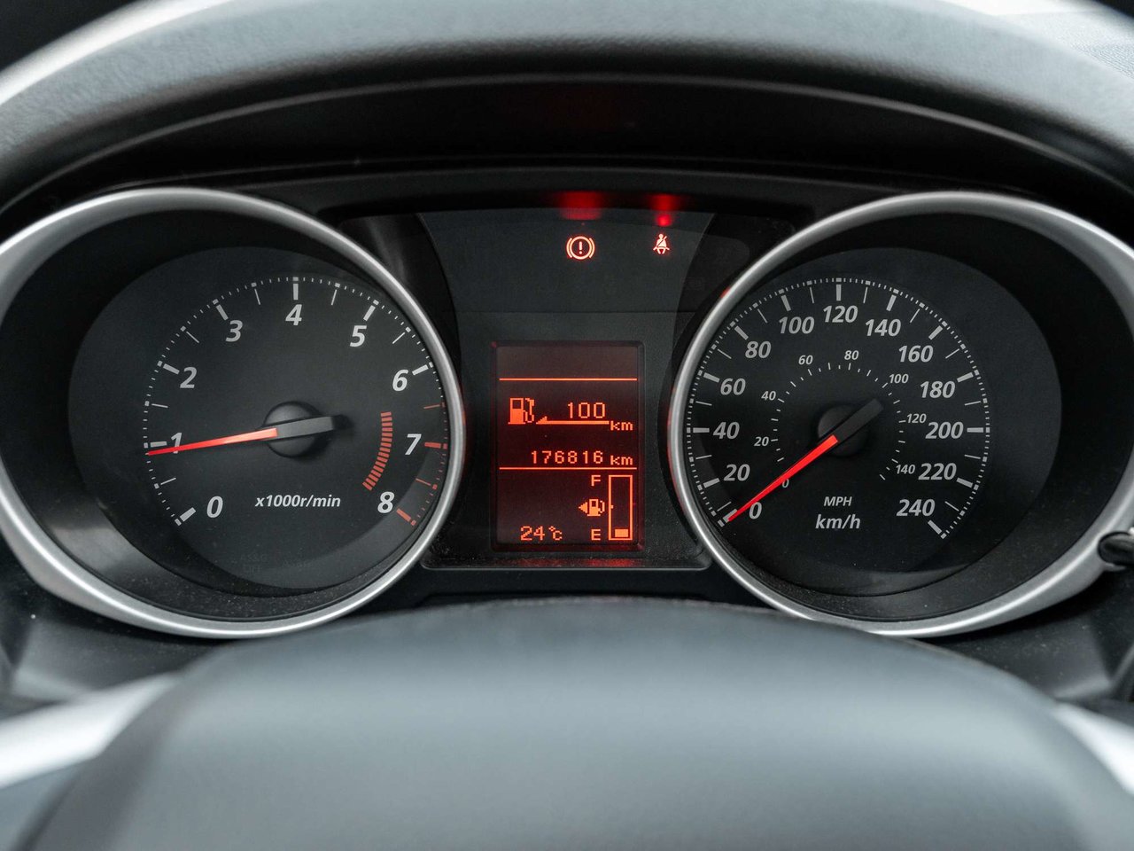 Mitsubishi RVR 2WD 4dr Manual ES   AS IS 2015-8