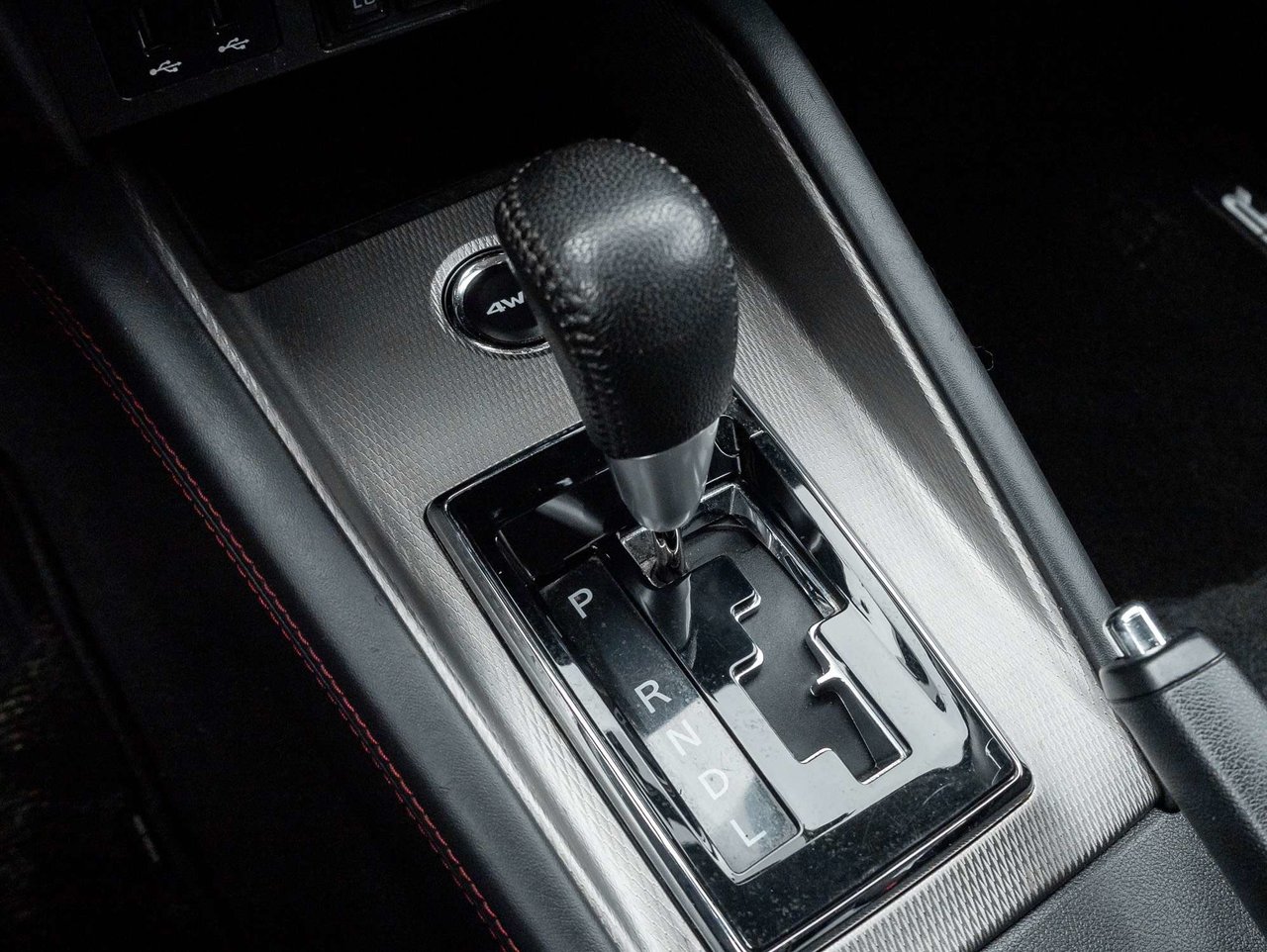 2018 Mitsubishi RVR SE LTD AWC   TRADE IN   AS IS-13