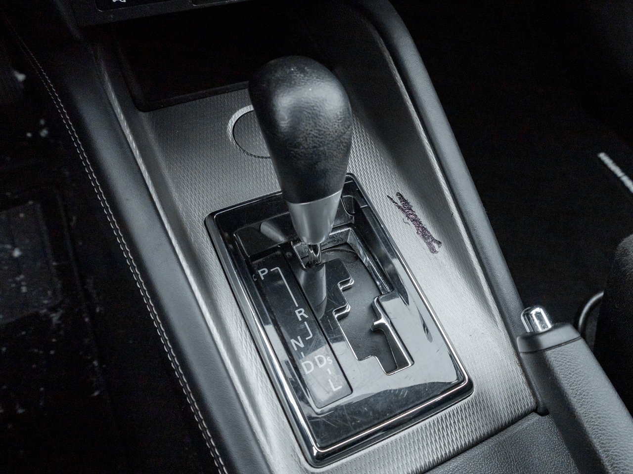 Mitsubishi RVR ES FWD   CPO FINANCE RATES FOR AS LOW AS 0.90% 2022-13