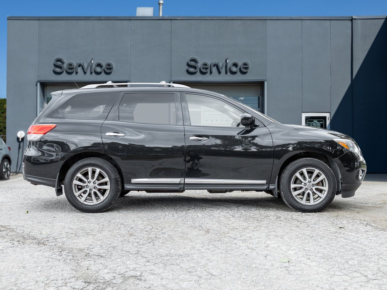 2016 Nissan Pathfinder 4WD 4dr SL   AS IS-4