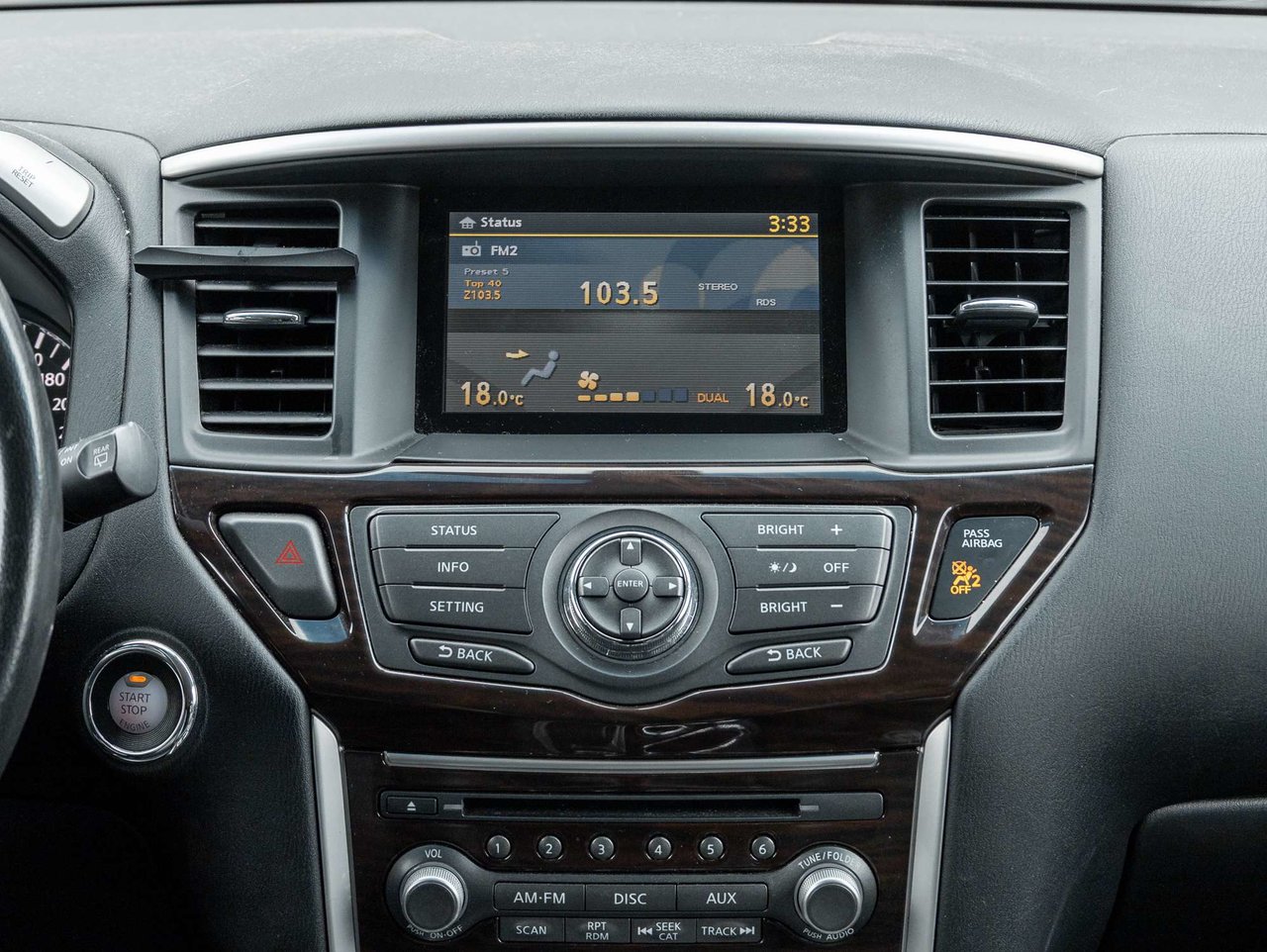 2016 Nissan Pathfinder SL-26