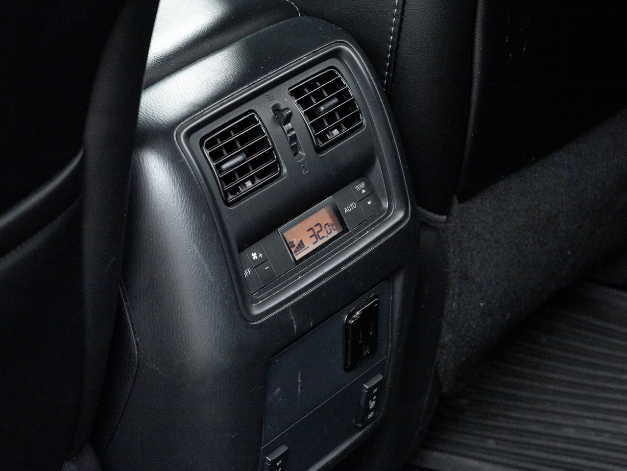 2016 Nissan Pathfinder 4WD 4dr SL   AS IS-23