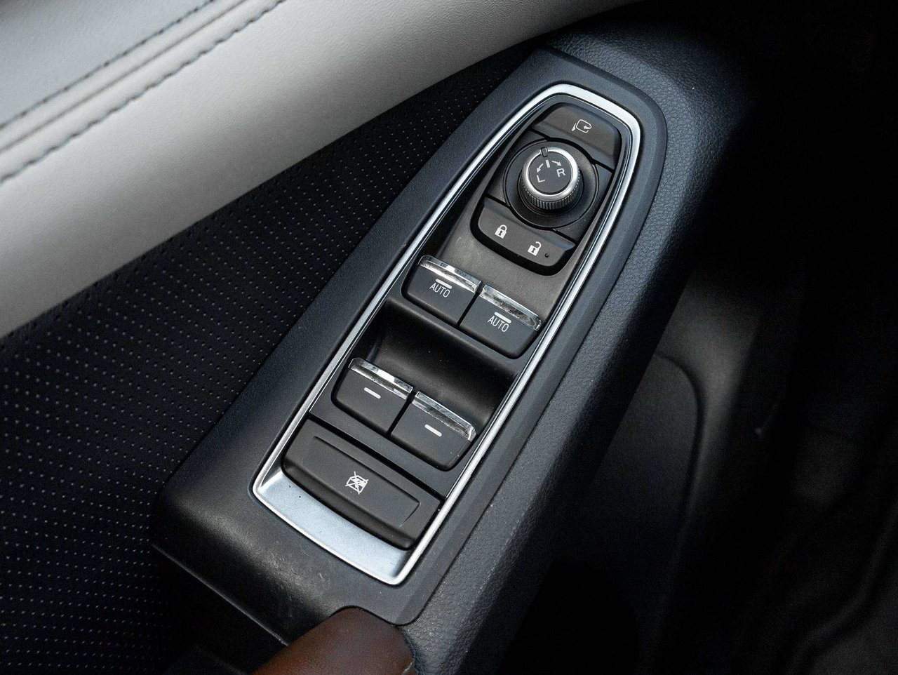 2020 Subaru Ascent PREMIER^One Owner^AS IS^Trade In^7 Seater-13