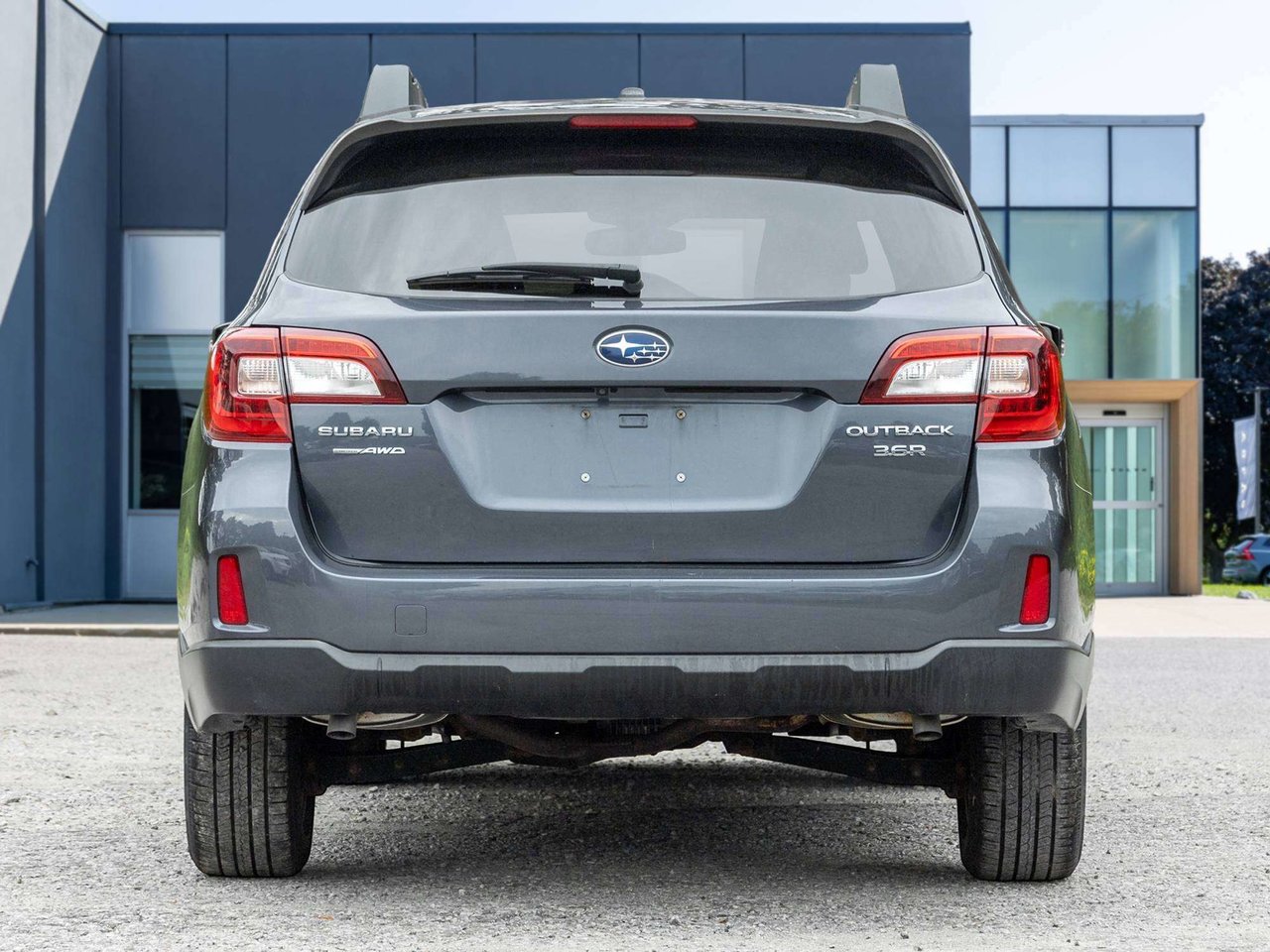 Subaru Outback 3.6R w/Limited Pkg  TRADE IN  AS IS  AS TRTADED 2016-5