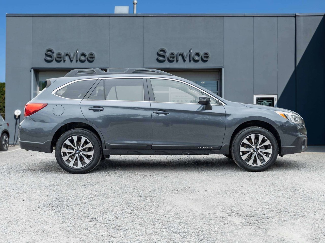 Subaru Outback 3.6R w/Limited Pkg  TRADE IN  AS IS  AS TRTADED 2016-4