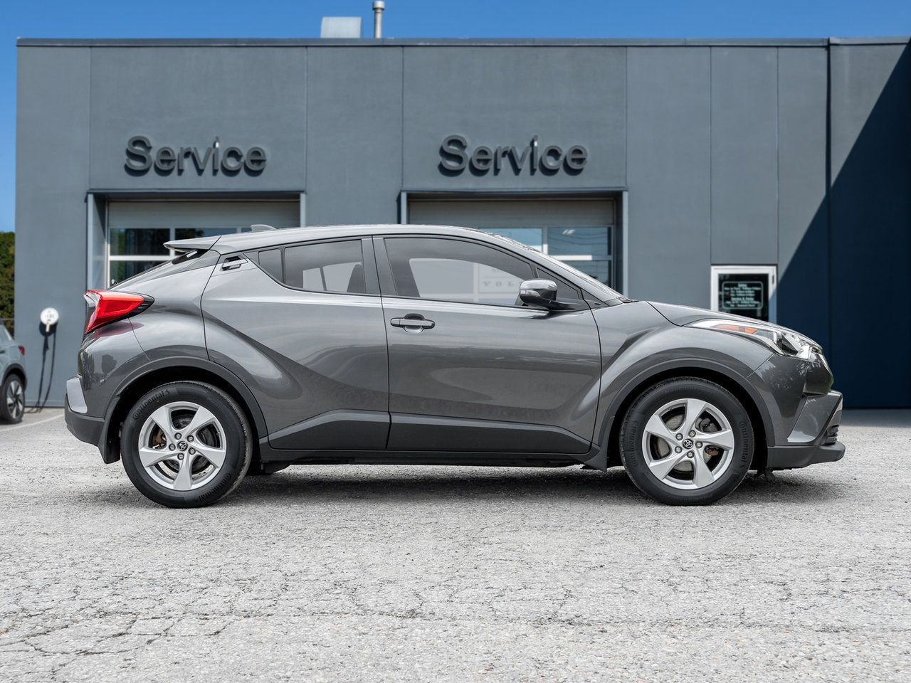 2019 Toyota C-HR FWD   AVAILABLE FOR FINANCING-4