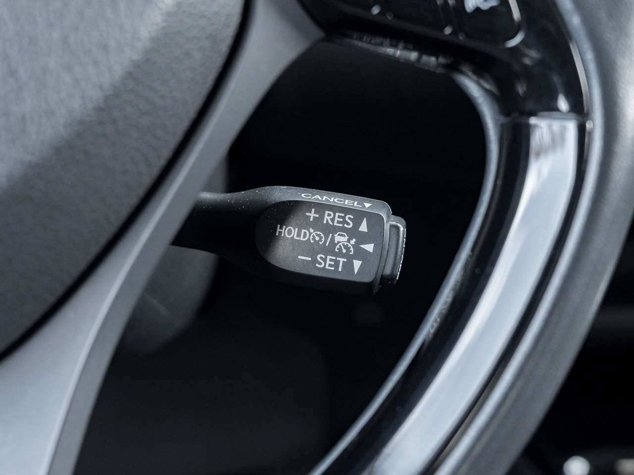 2021 Toyota C-HR Limited FWD   FINANCE AS LOW AS 6.99%-9