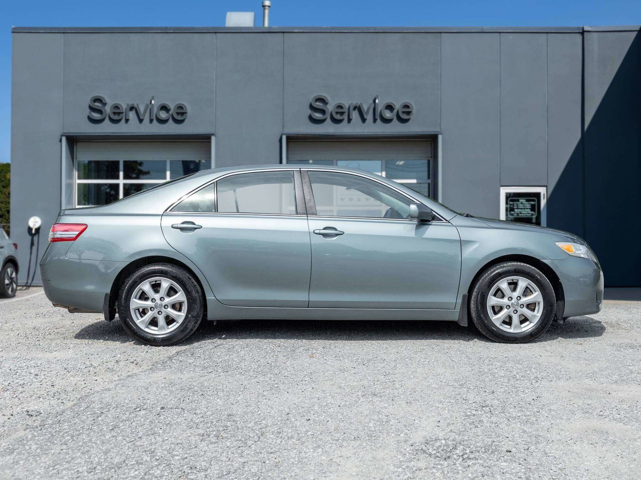 2011 Toyota Camry LE  CONVENIENCE PACK  CLEAN CARFAX  AS IS-4