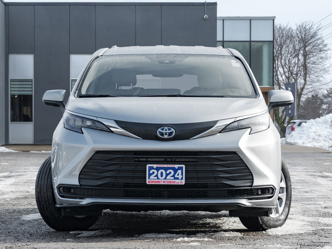 Toyota Sienna LE 8-Passenger FWD  LOW KM FINANCE AS LOW AS 6.29% 2024-1