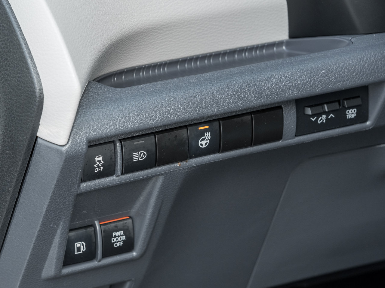 Toyota Sienna LE 8-Passenger FWD  LOW KM FINANCE AS LOW AS 6.29% 2024-14