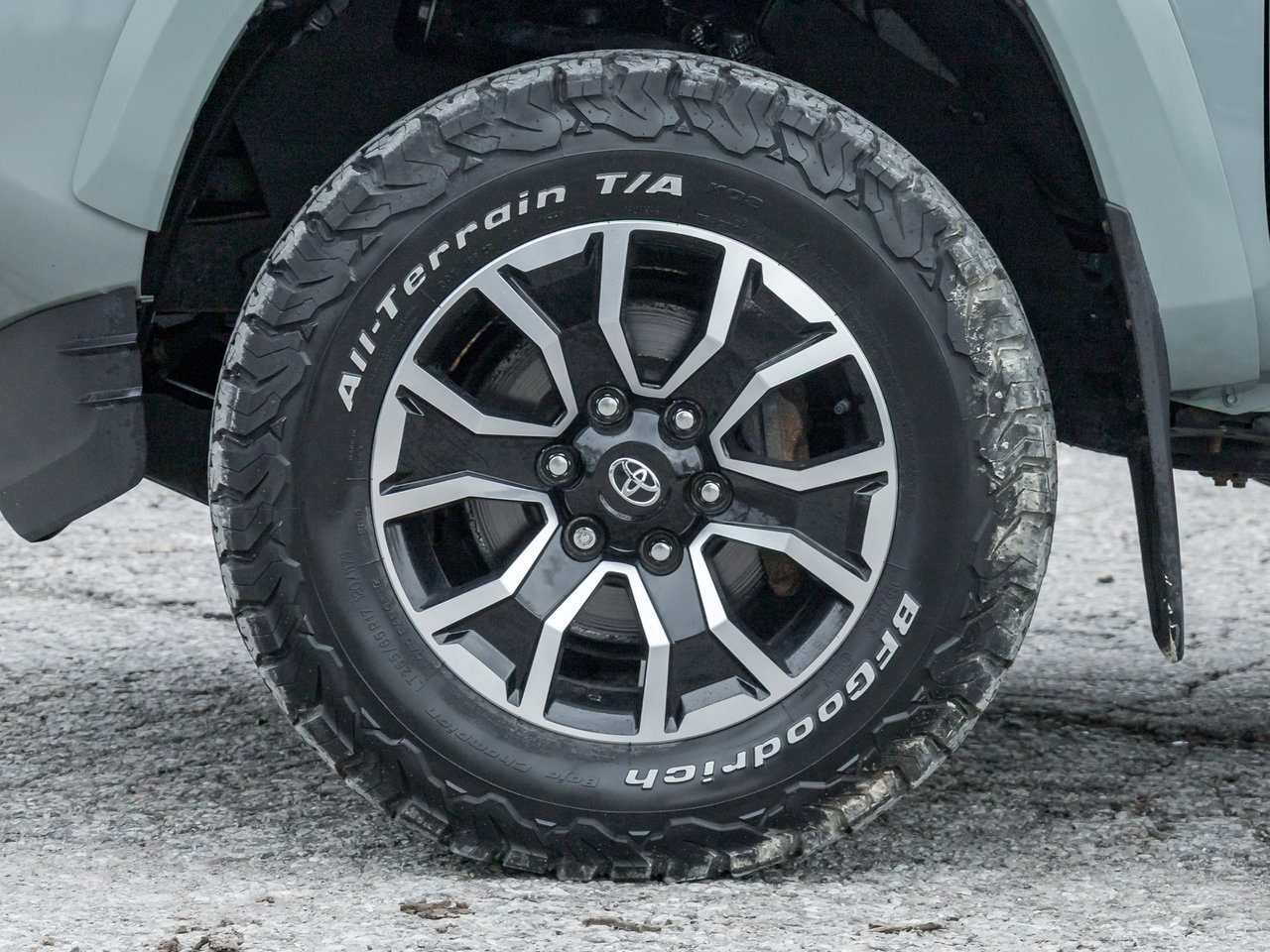 2023 Toyota Tacoma 4x4 Double Cab TRD SPORT PREMIUM LIKE NEW TRADE IN-3