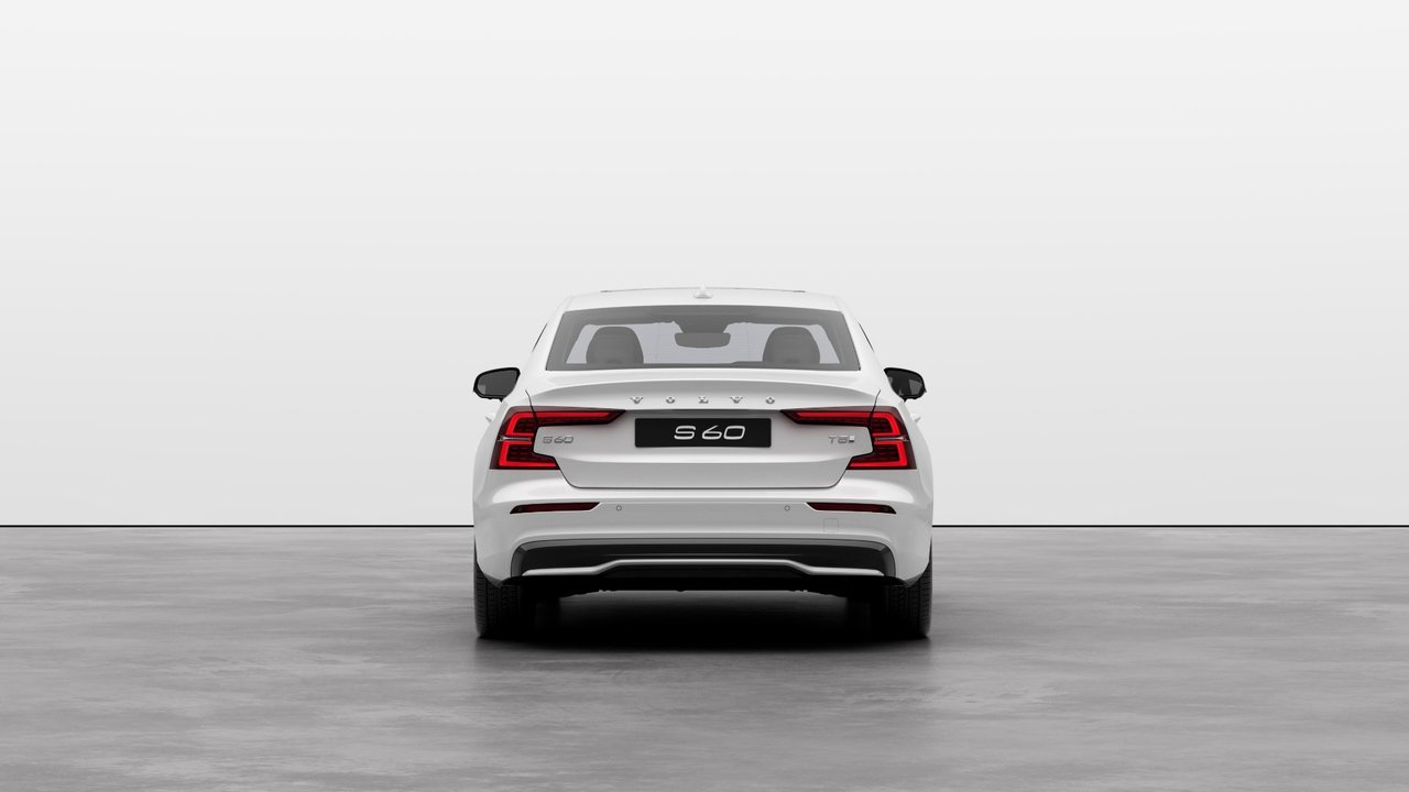 2025 Volvo S60 Plug-In Hybrid T8 AWD Ultra Dark Theme-3