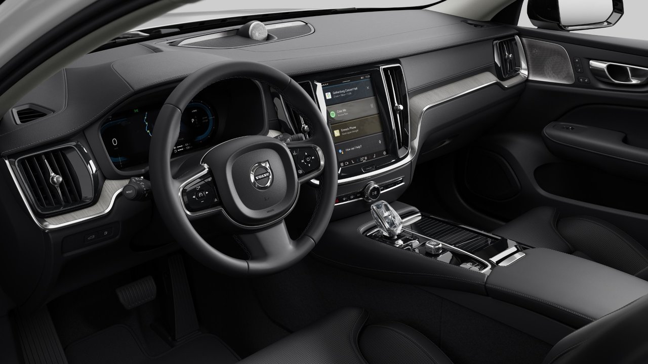 2025 Volvo S60 Plug-In Hybrid T8 AWD Ultra Dark Theme-7