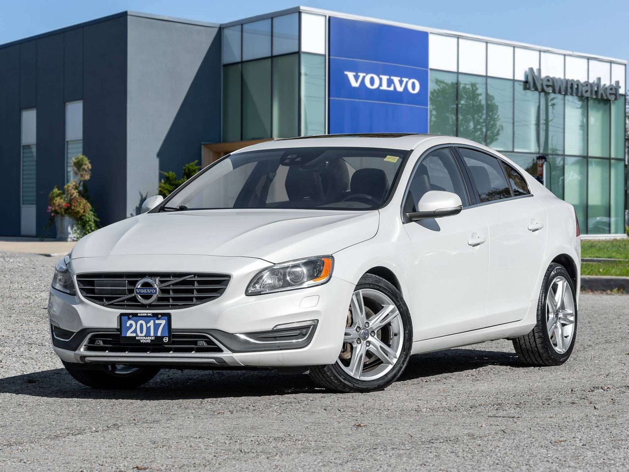 Volvo S60 SE^Trade In^Well Maintained^Limited Supply 2017-0