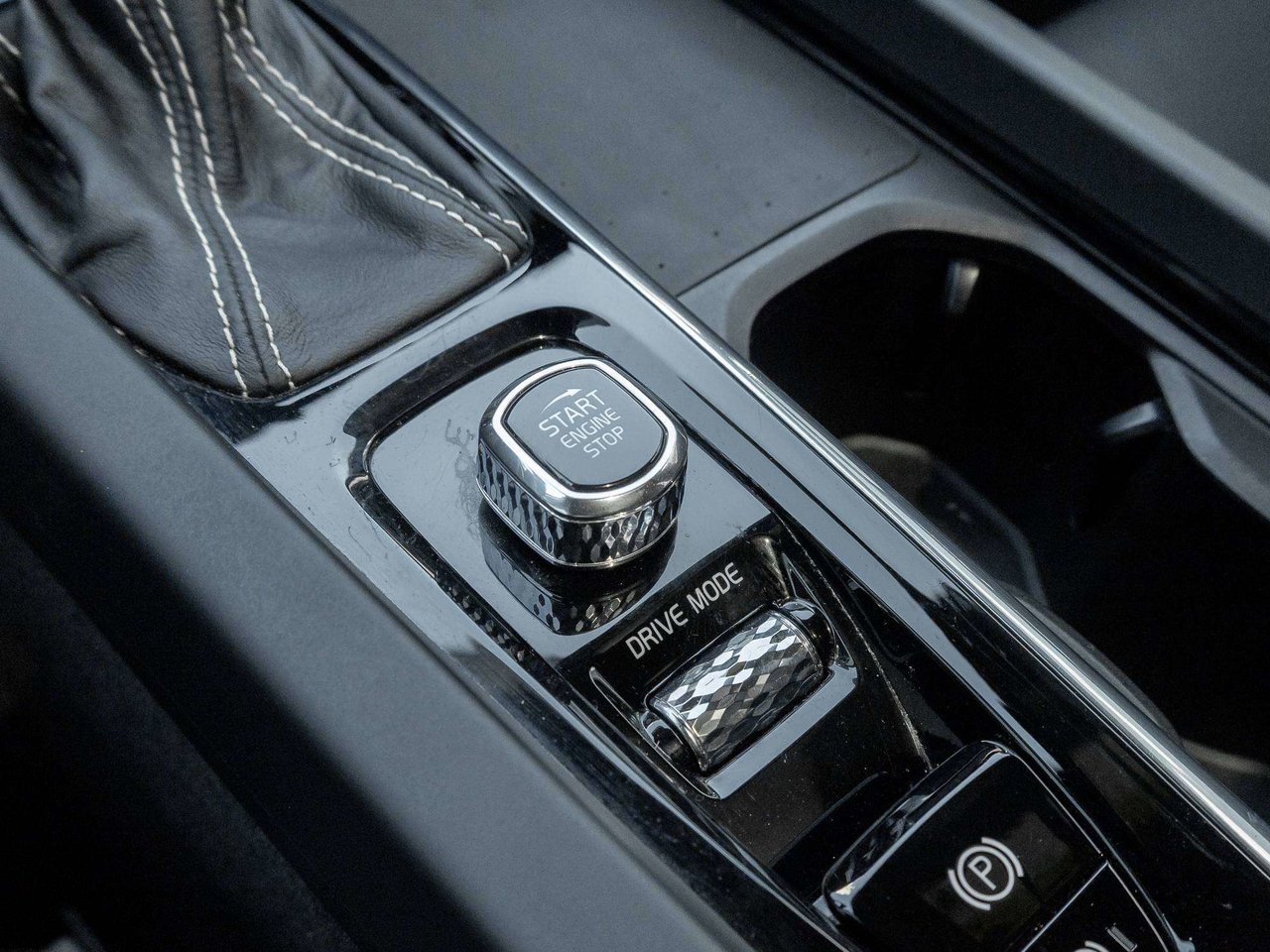 2021 Volvo S60 R-Design  CPO FINANCE RATE 3.49%* UP TO 72 MONTH-18
