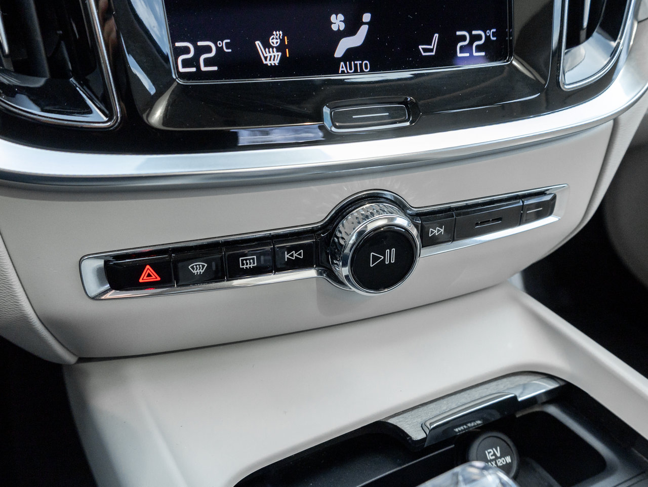 2022 Volvo S60 B5 AWD INSCRIPTION  MASSAGE SEATS  HUD  CPO-18