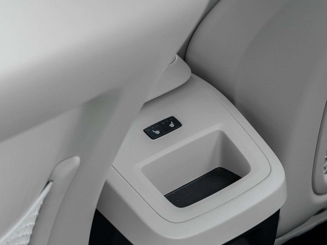 Volvo S60 Momentum 2022-23