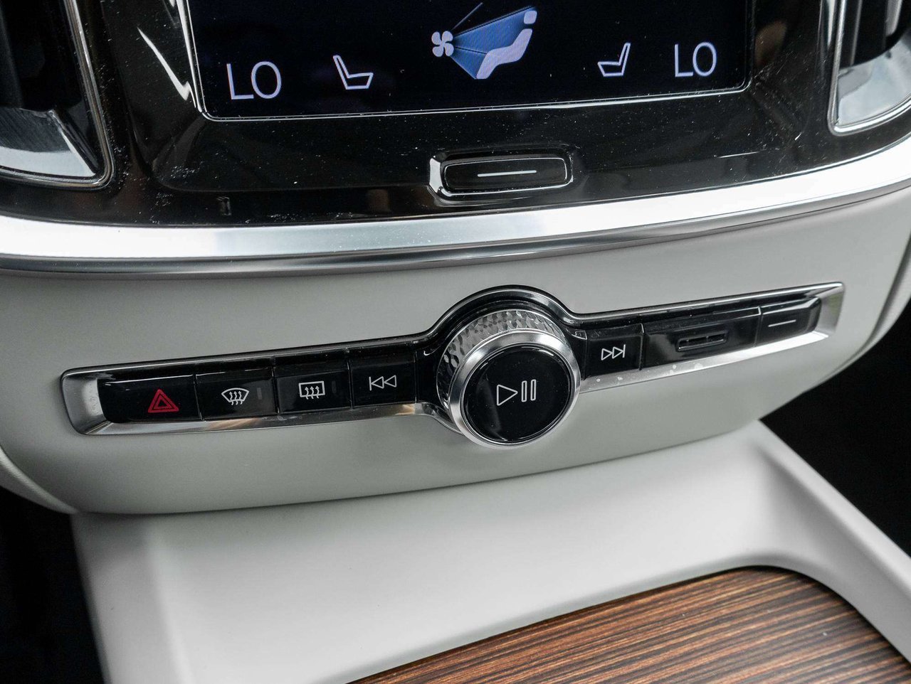 Volvo S60 Momentum 2022-17