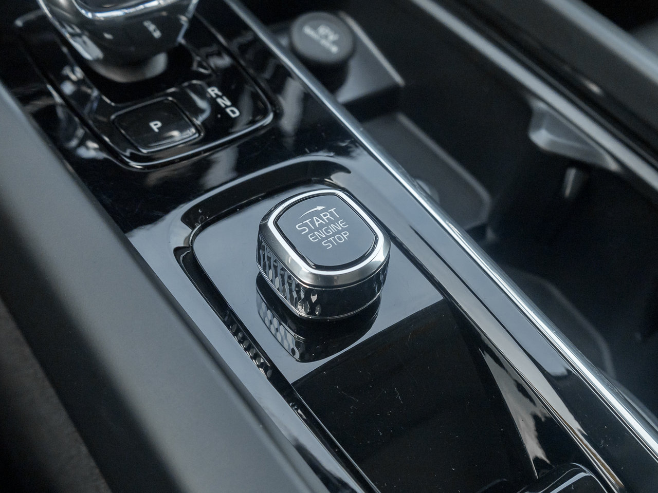 2026 Volvo V60 Cross Country B5 AWD Ultra  NEARLY NEW  VOLVO CPO-15