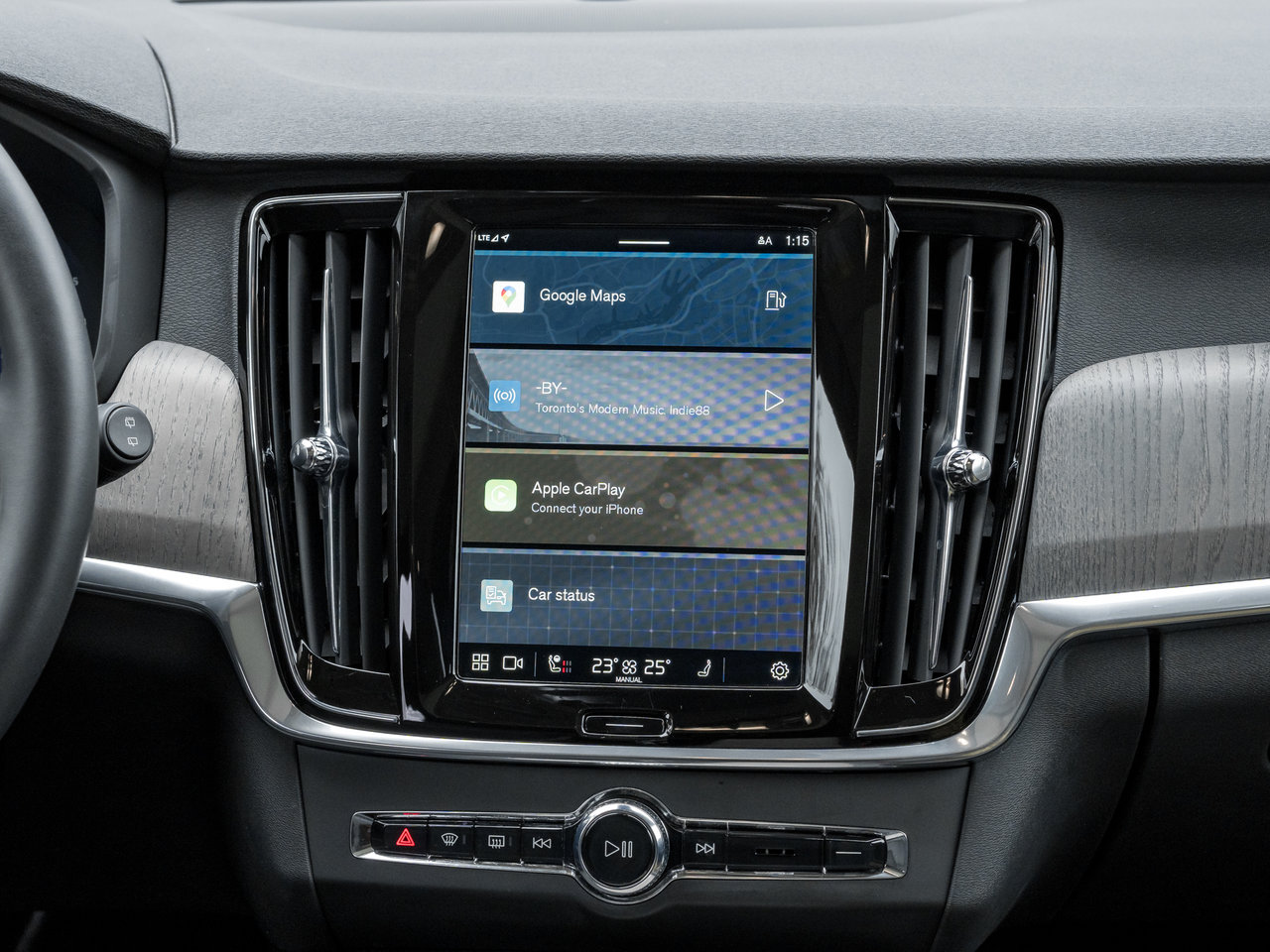 Volvo V90 Cross Country B6 AWD Plus  19 ALLOY WHEELS  VOLVO CPO  S WAGON 2025-30