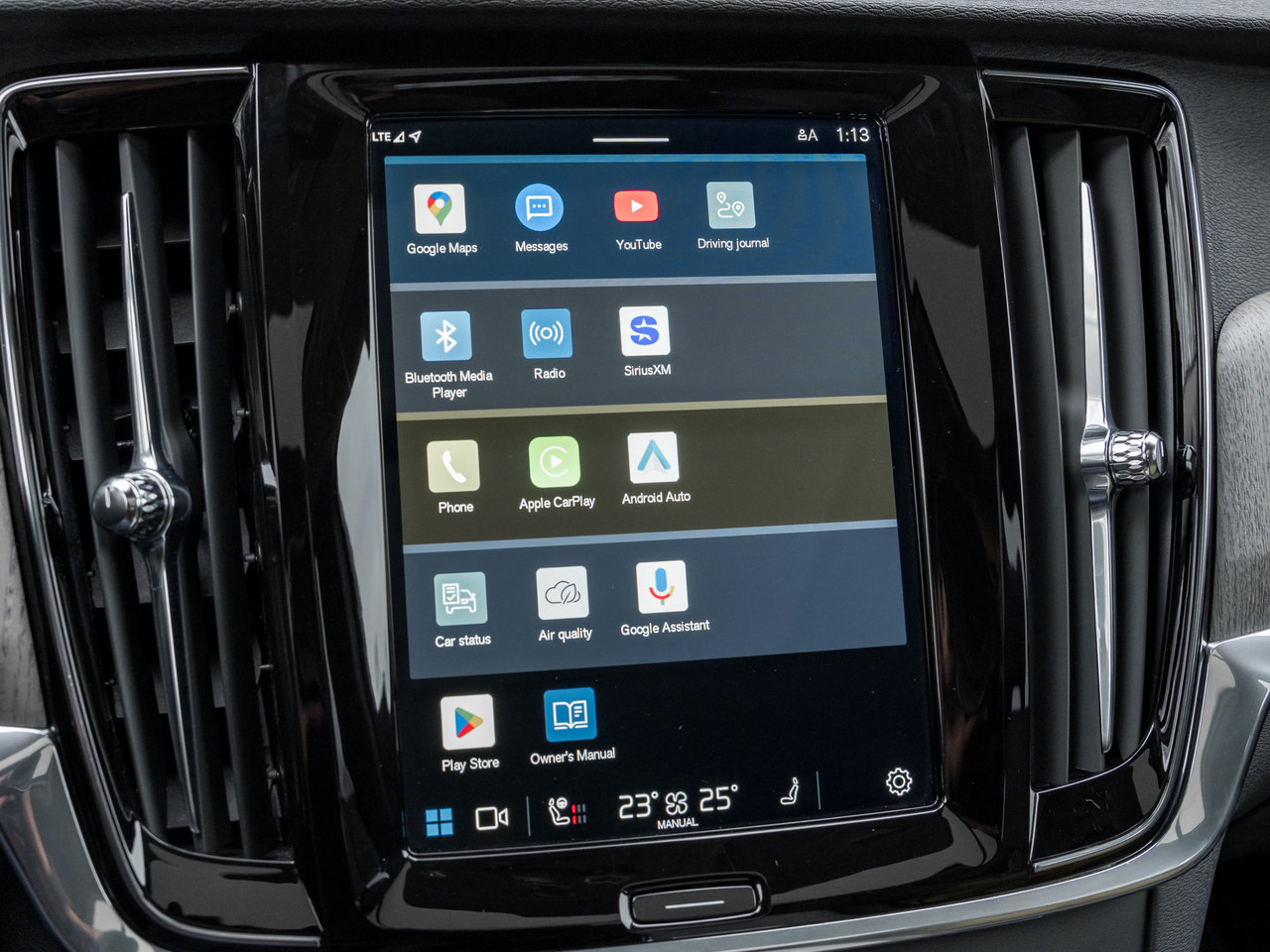 Volvo V90 Cross Country B6 AWD Plus  19 ALLOY WHEELS  VOLVO CPO  S WAGON 2025-24