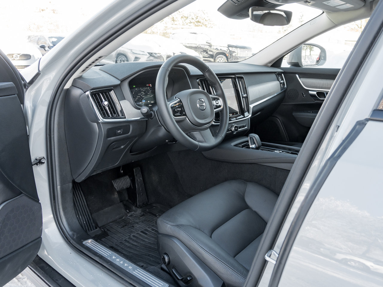 Volvo V90 Cross Country B6 AWD Plus  STATION WAGON  CPO RATE FR 3.49%* 2025-6