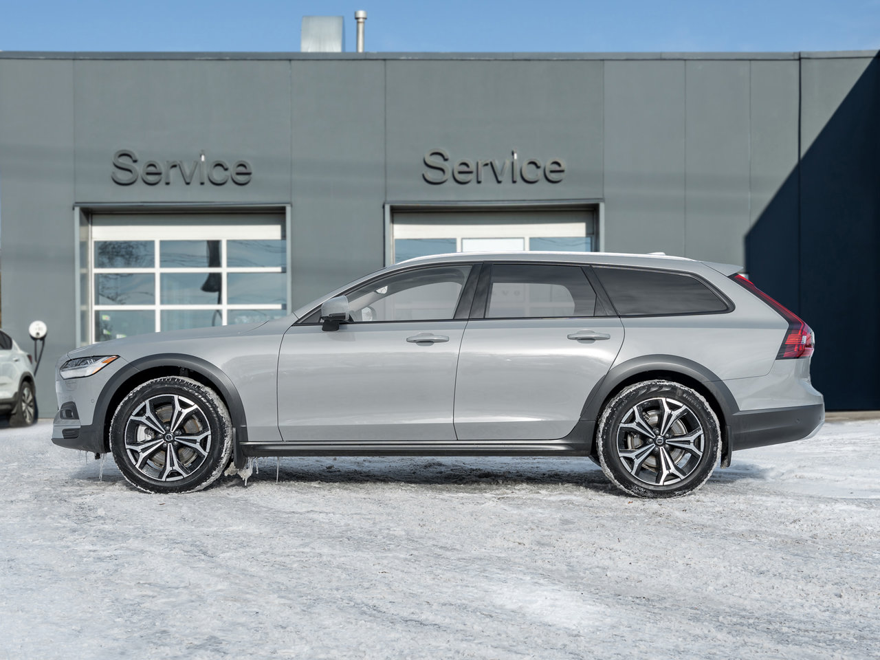 Volvo V90 Cross Country B6 AWD Plus  STATION WAGON  CPO RATE FR 3.49%* 2025-2