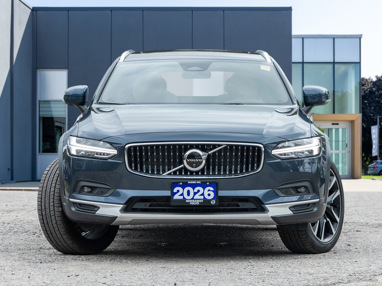 2026 Volvo V90 Cross Country B6 AWD ULTRA  NON DAILY RENTAL  EXEC DEMO  CPO-1