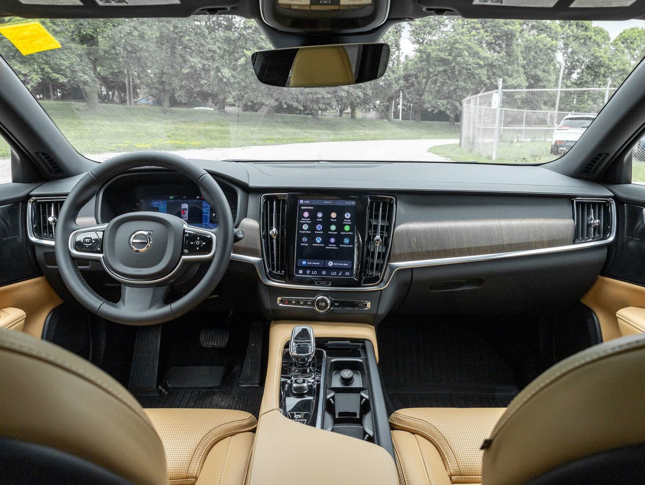 2026 Volvo V90 Cross Country B6 AWD ULTRA  NON DAILY RENTAL  EXEC DEMO  CPO-25