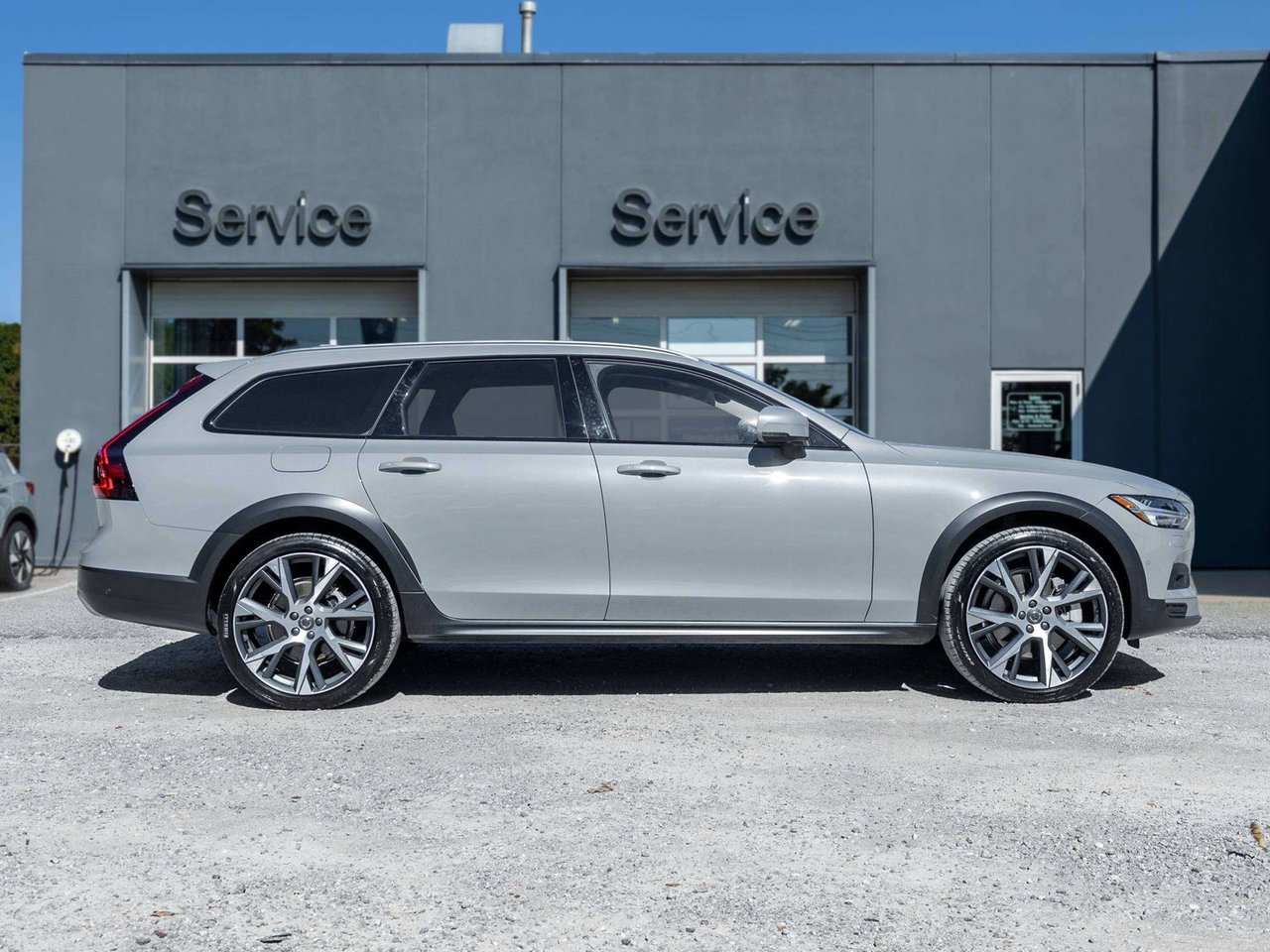2026 Volvo V90 Cross Country ULTRA*Harman Kardon^Luxury Wagon^CPORate fr 3.49%*-4