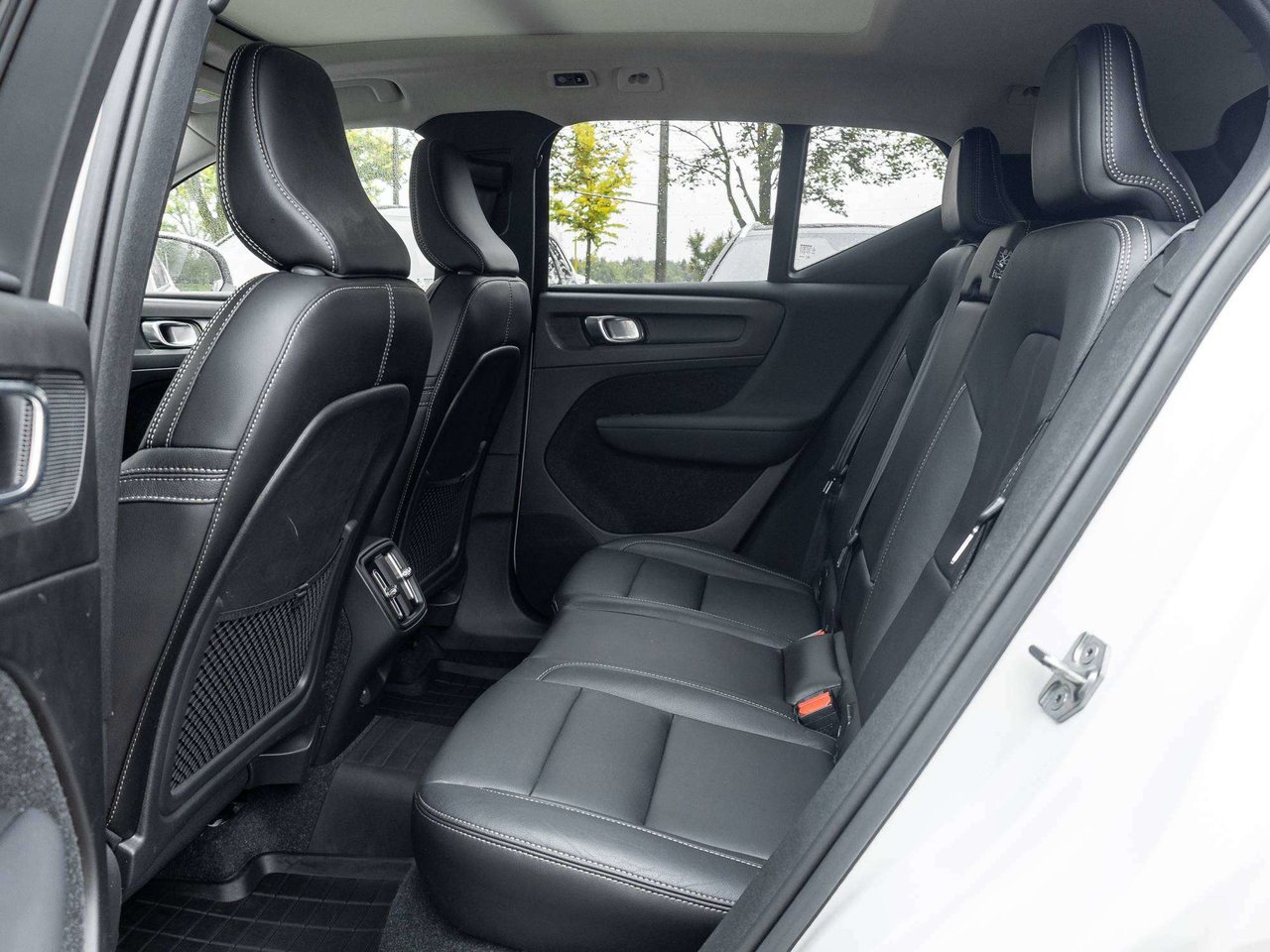 2019 Volvo XC40 Momentum PLUS^Trade In^Navi^Power Roof^One Owner-20