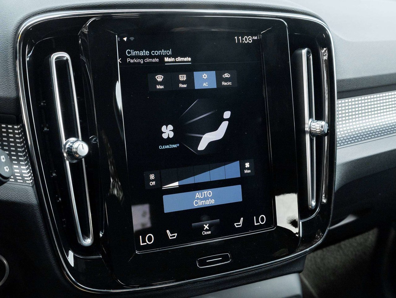 2021 Volvo XC40 R-Design-17