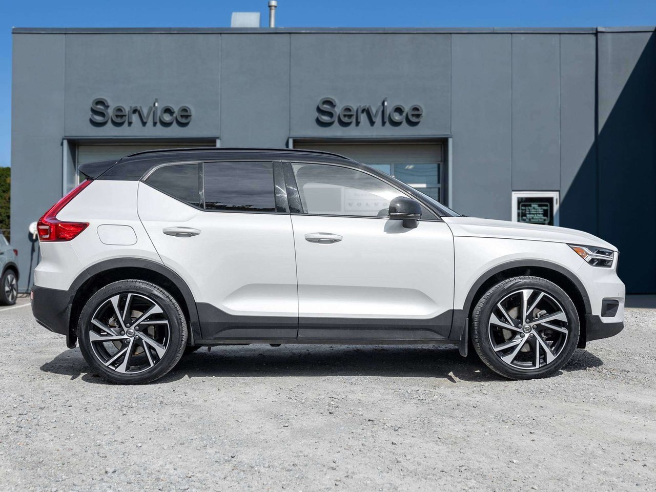 Volvo XC40 R-Design  NEW BRAKES  CPO RATE 2.99%* UP TO 72M 2021-4