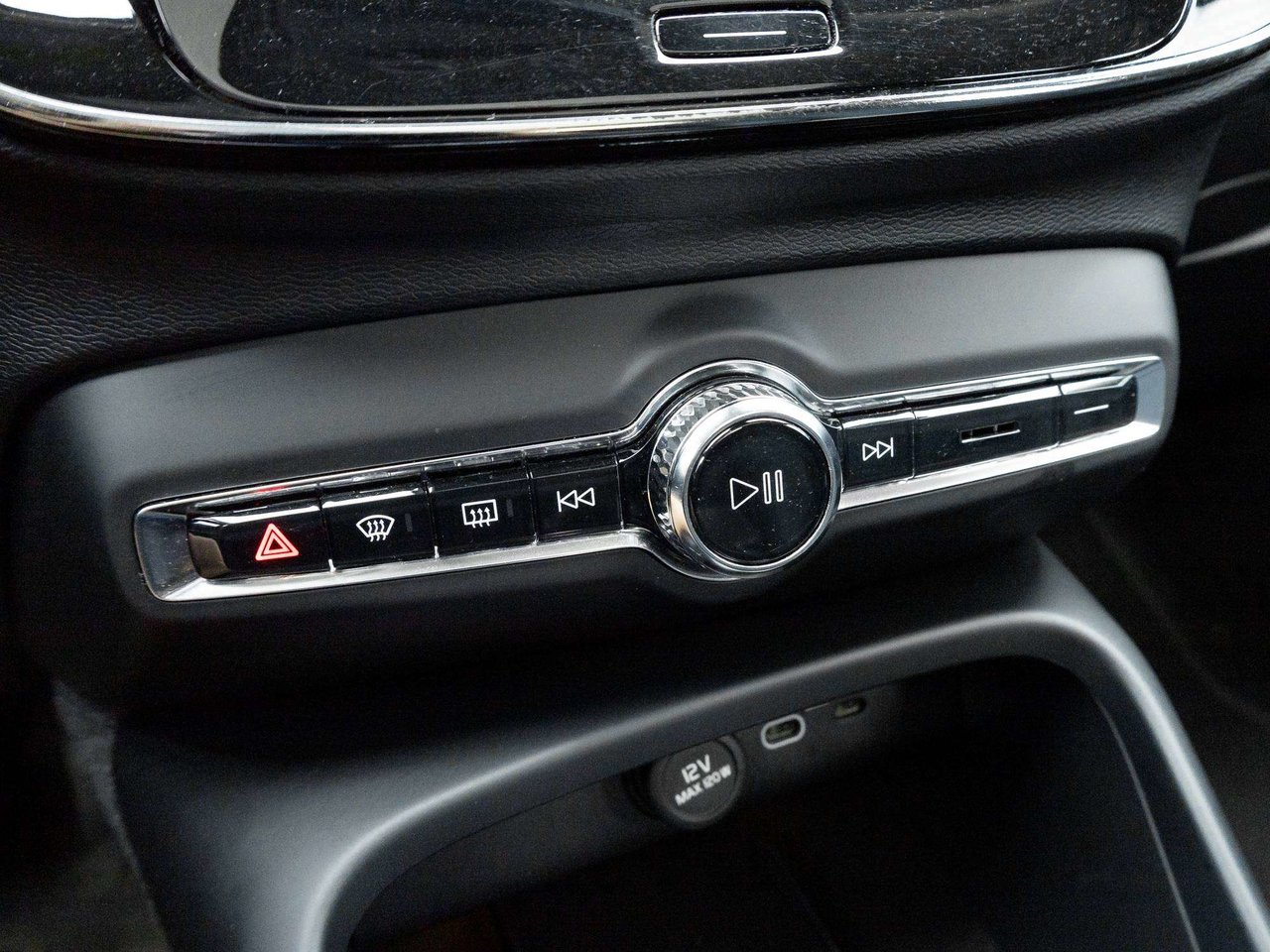 2023 Volvo XC40 PLUS^Trade In^Harman Kardon^Polestar^Rate fr2.99%*-18