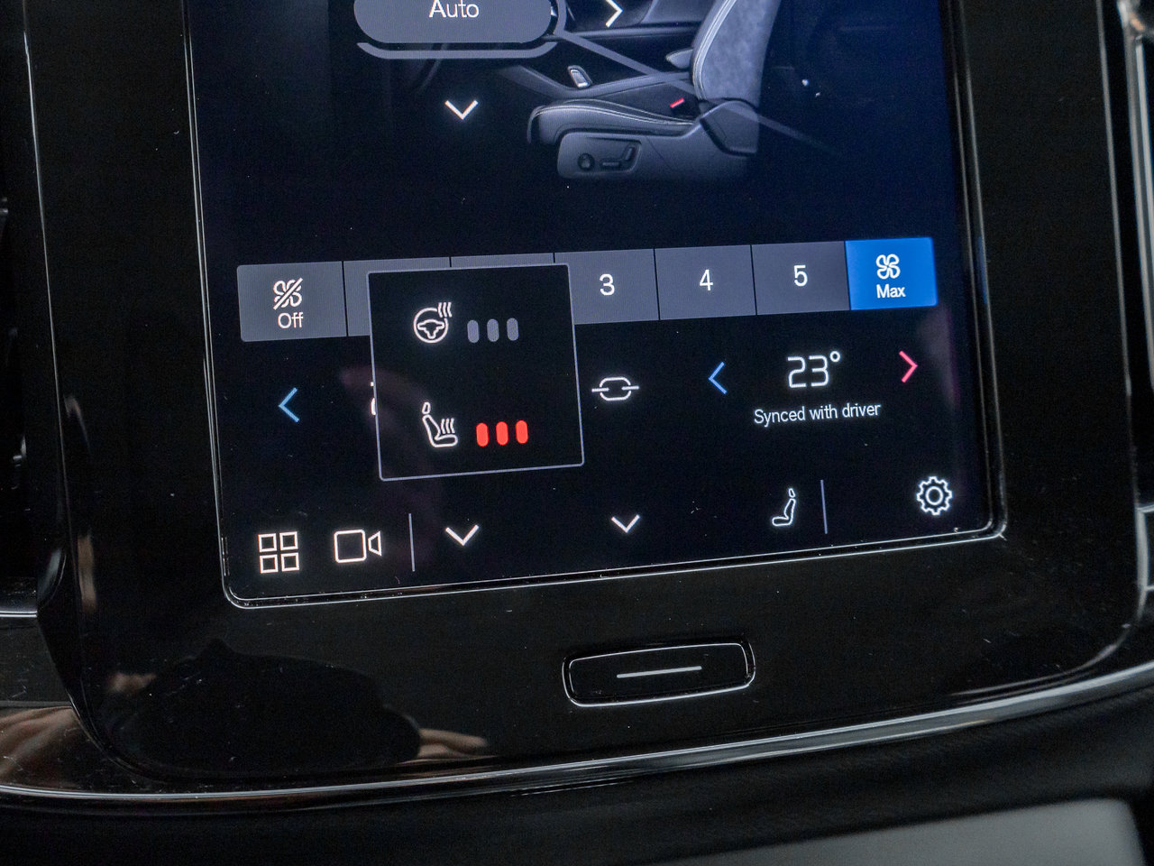 2025 Volvo XC40 B5 AWD Bright Theme  CPO FINANCE RATE fr 3.49%*-16