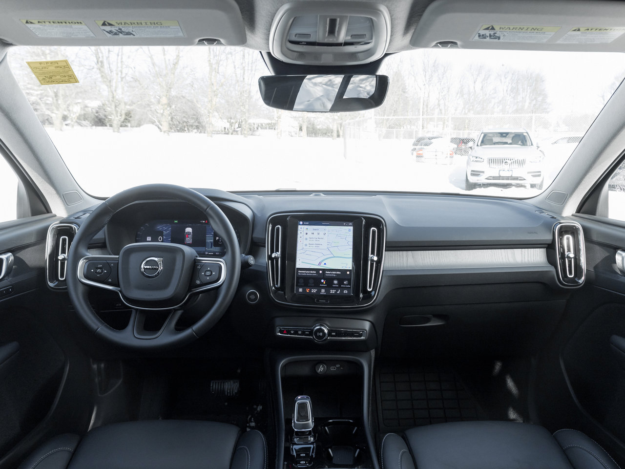 Volvo XC40 B5 AWD Plus Dark Theme CLOUD BLUE VOLVO CPO 2025-24