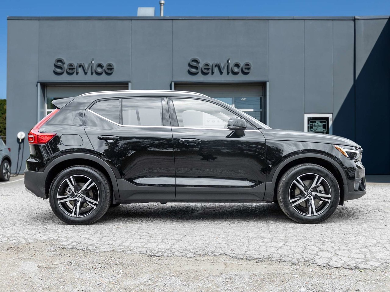 2025 Volvo XC40 B5 AWD  CPO FINANCE RATE 2.99%* (UP TO 84 MONTH)-4