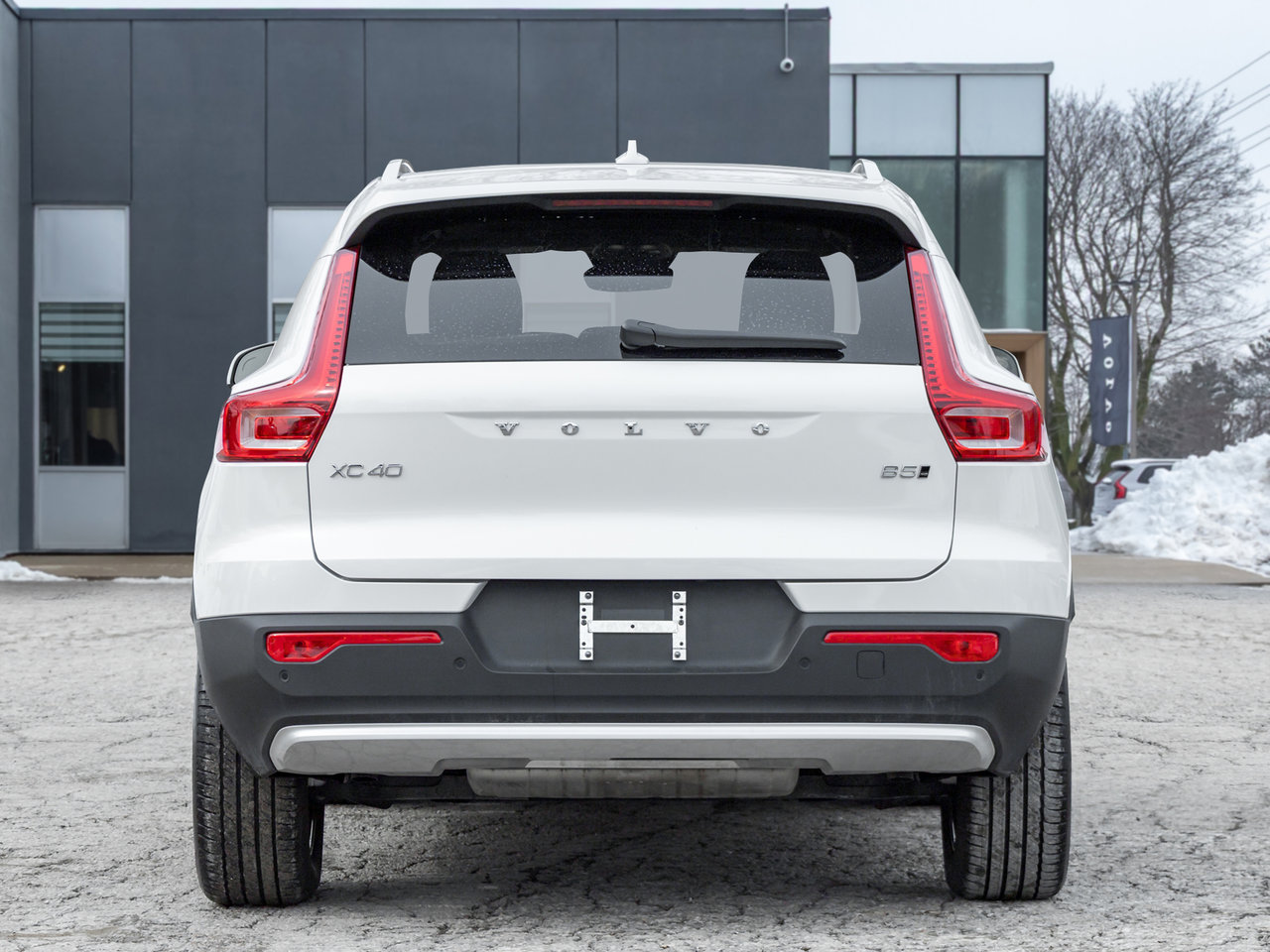 2025 Volvo XC40 B5 AWD Core Bright Theme  CPO FINANCE RATE 3.49%*-5