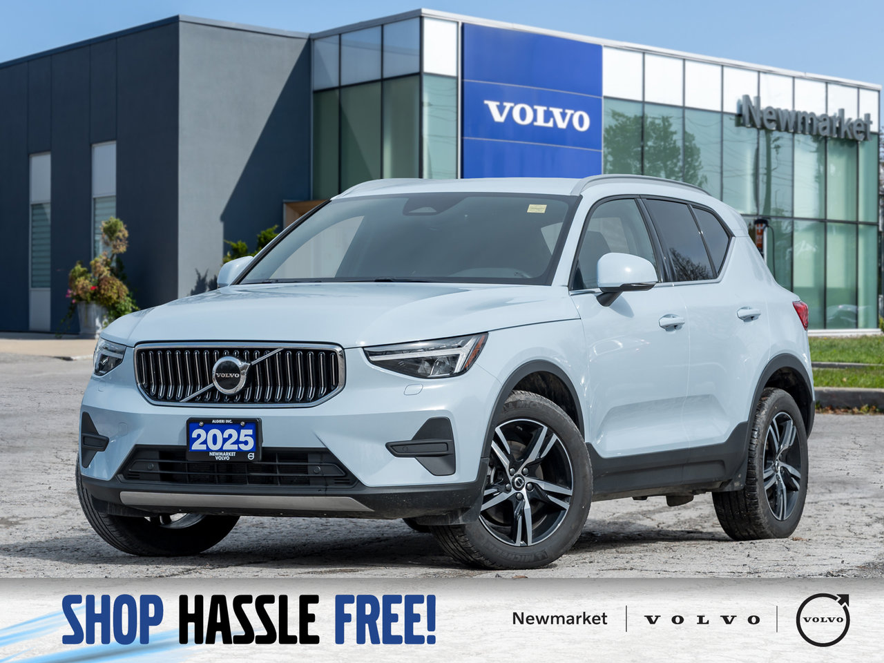 2025 Volvo XC40 B5 AWD Core  CPO RATE 3.49%* UP TO 84 MONTH-0