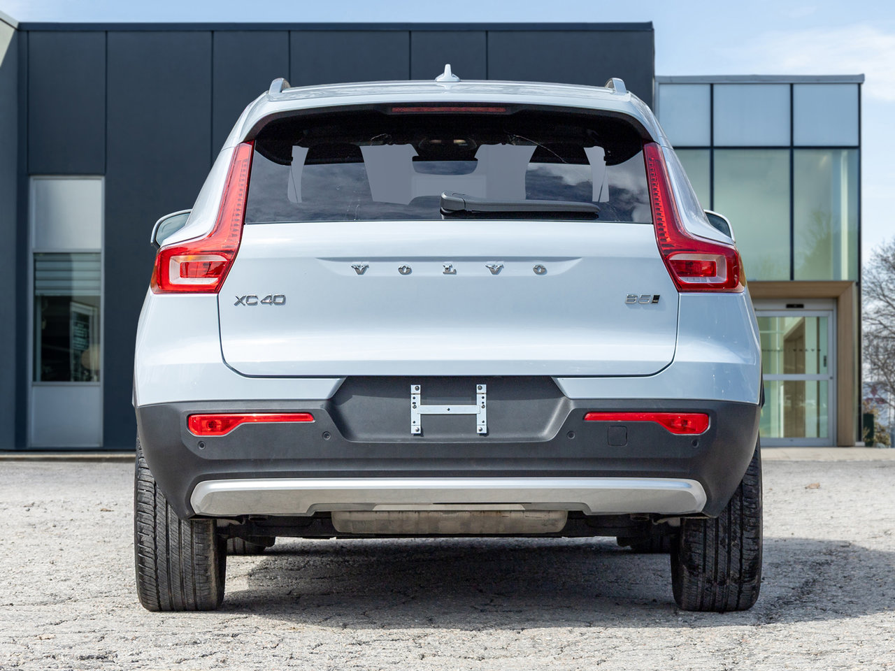 2025 Volvo XC40 B5 AWD  CPO FINANACE RATE 3.49%* UP TO 84 MONTH-5